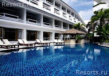 Courtyard Phuket at Patong Beach Hotel 10